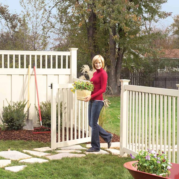 Simple Vinyl Fence