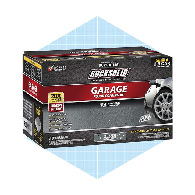 A boxed garage floor coating kit showcases its features, including strength and durability, set against a simple geometric background.