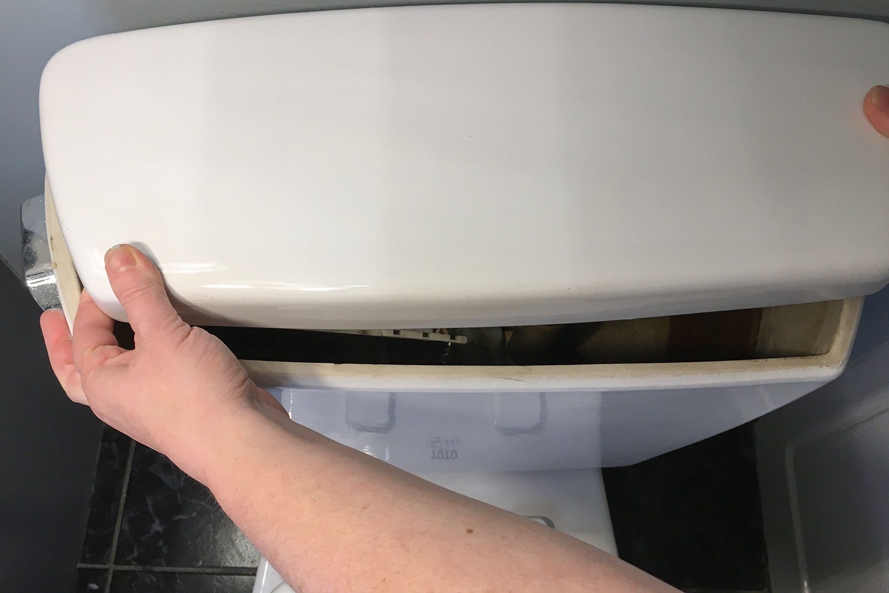 Replacing the lid